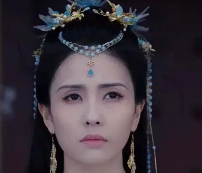 ngoai hinh sao Trung anh 2