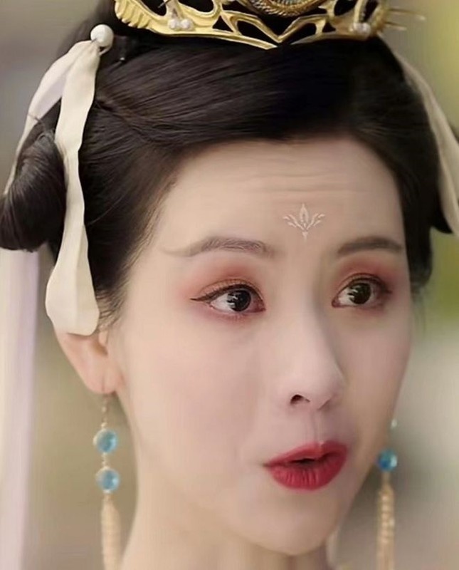 ngoai hinh sao Trung anh 4