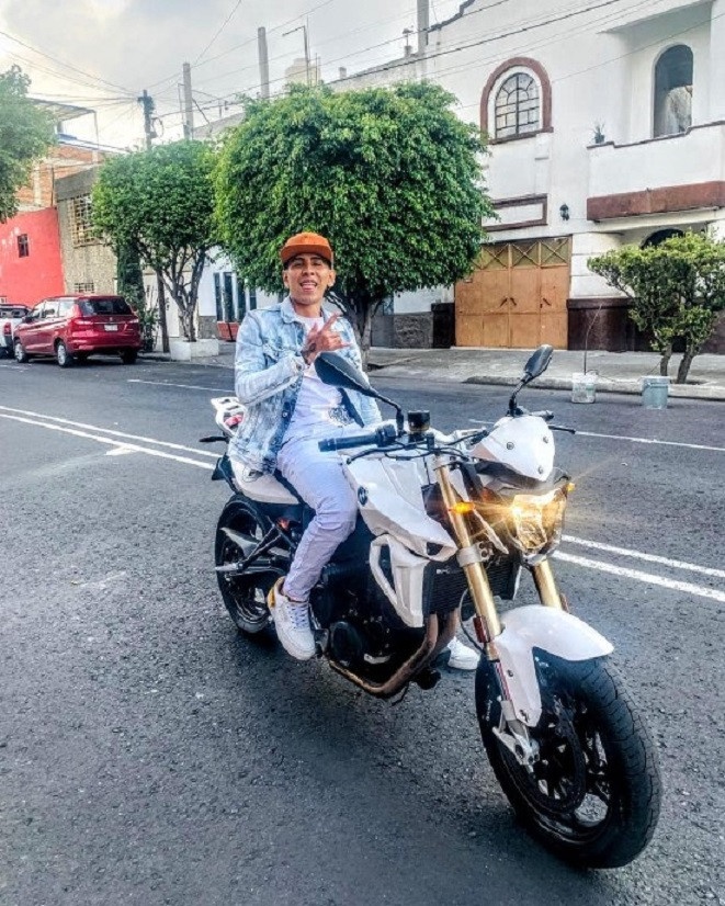 Kevin Kaletry qua doi anh 2