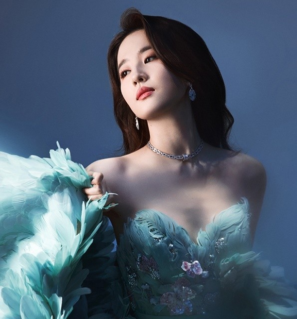 ngoai hinh sao Trung anh 5