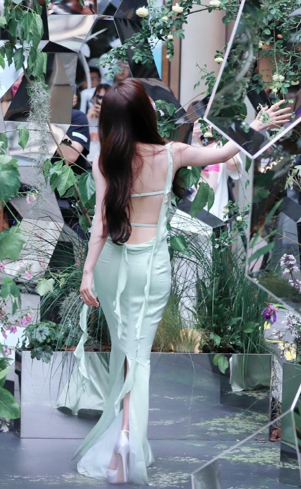 Trieu Lo Tu sac voc anh 4