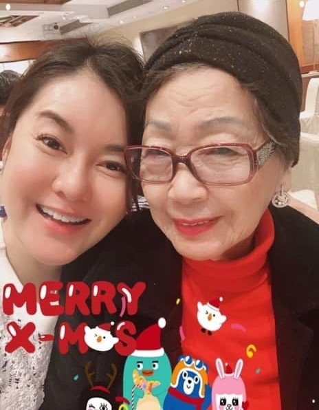 Hoa hau Tran Thuc Lan anh 2