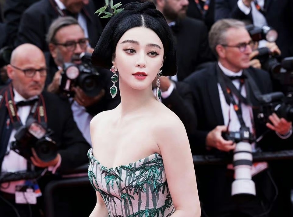 Dang sau man oanh tac tham do Cannes cua Pham Bang Bang, Cung Loi hinh anh