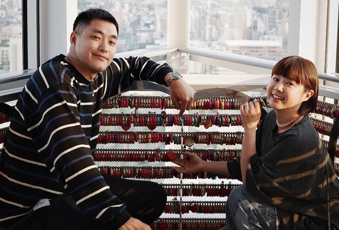 Ly Giai Dinh sap cuoi ong chu tiem lau kem 9 tuoi hinh anh