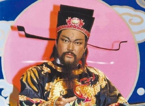 'Bao Thanh Thien' Kim Sieu Quan lanh doi o tuoi xe chieu hinh anh