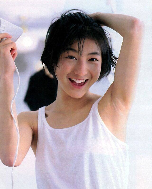 Ryoko Hirosue ngoai tinh anh 16