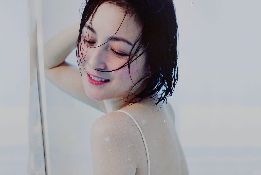 Ngoc nu Nhat Ban tu nhan chim danh tieng vi ngoai tinh voi dau bep hinh anh