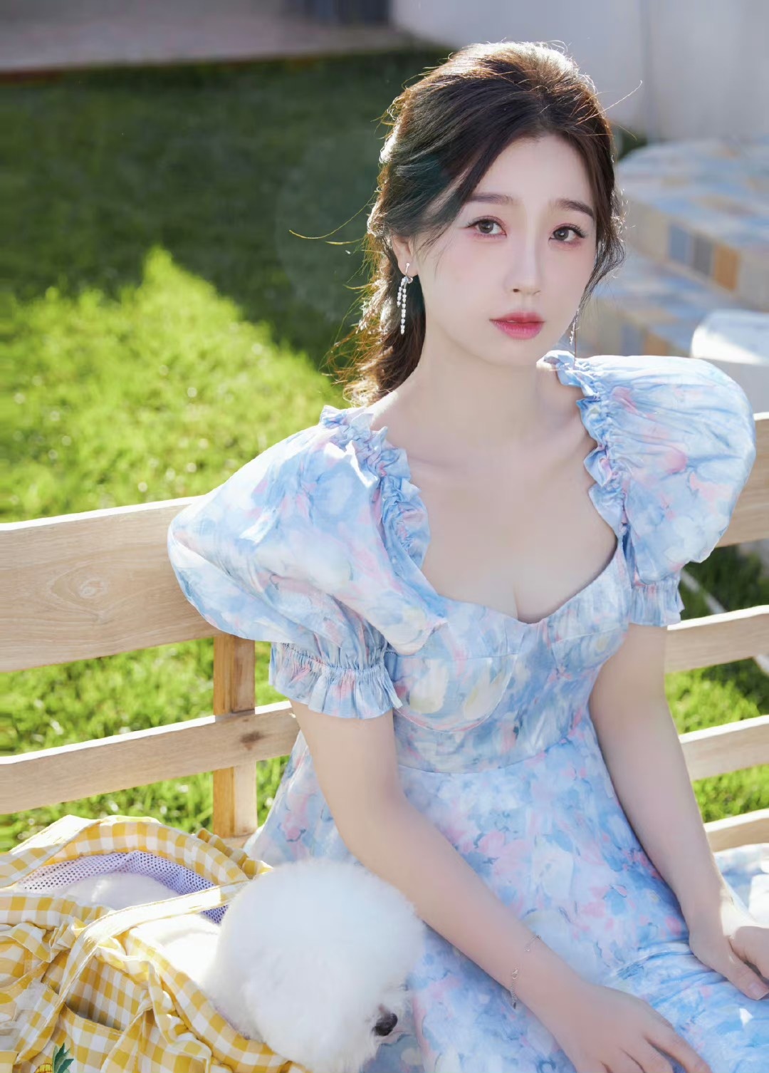 Ngu Thu Han doi tu anh 8