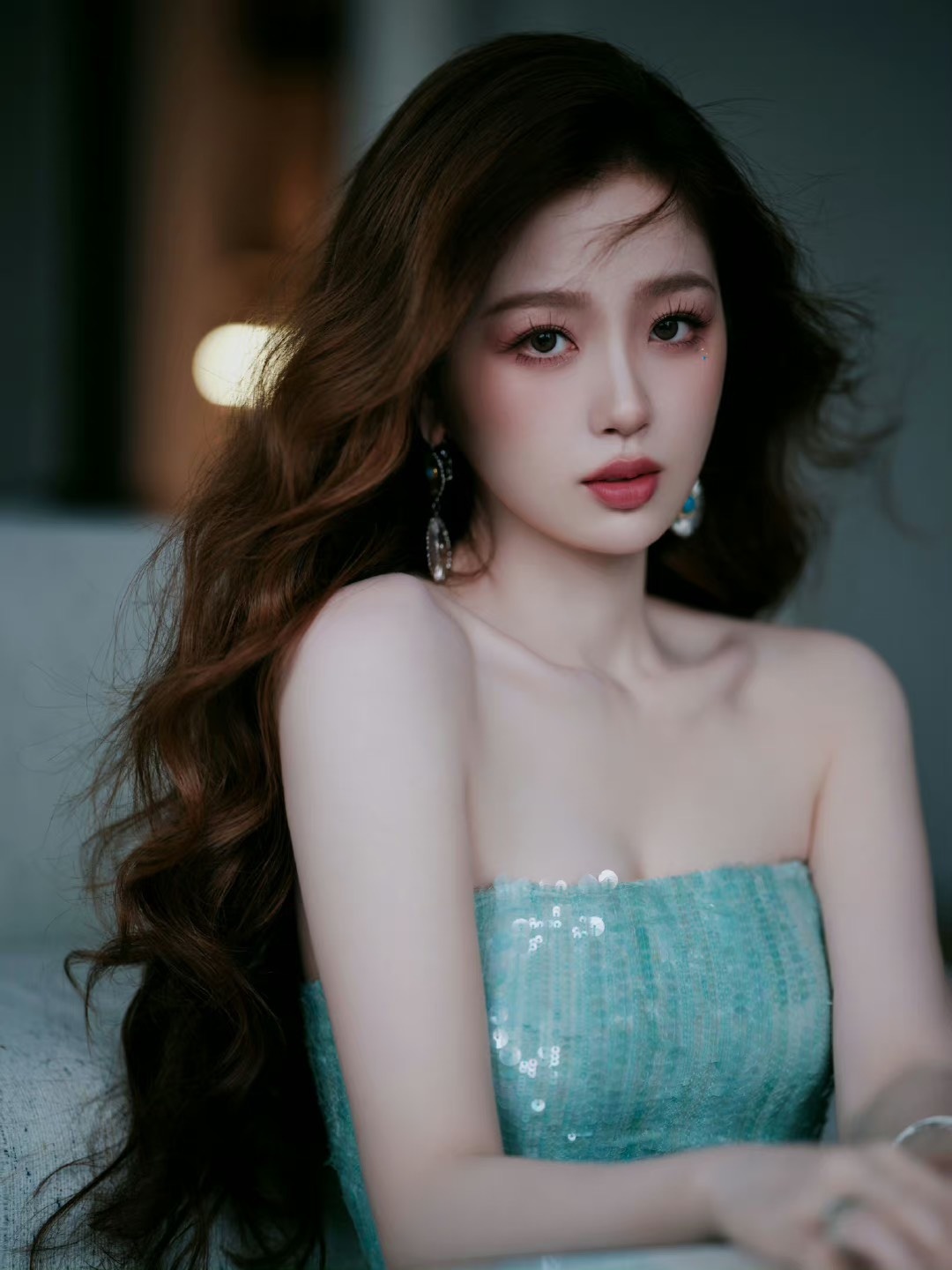 Ngu Thu Han doi tu anh 1