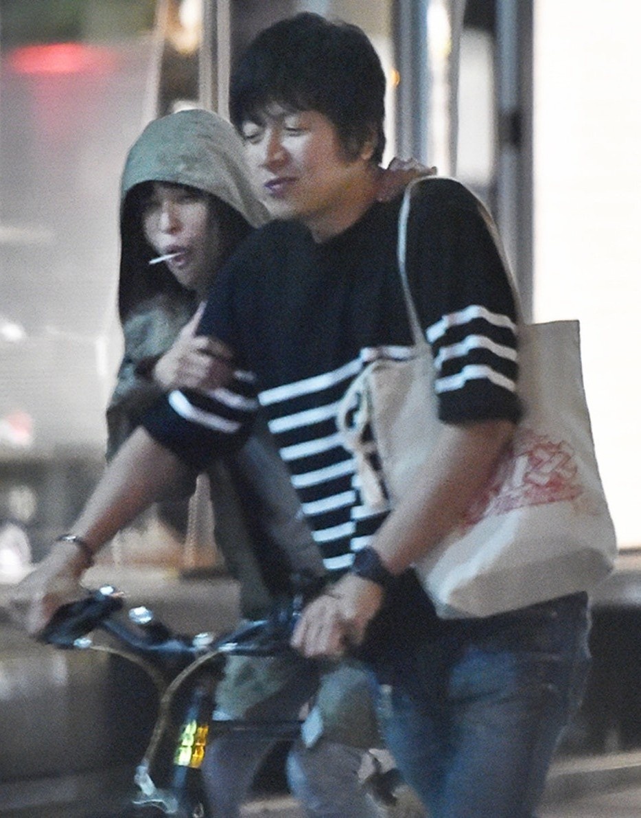 Minh tinh Nhat ngoai tinh anh 8