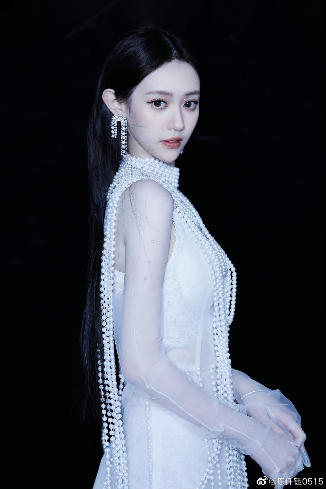 Tong Uy Long hen ho anh 2