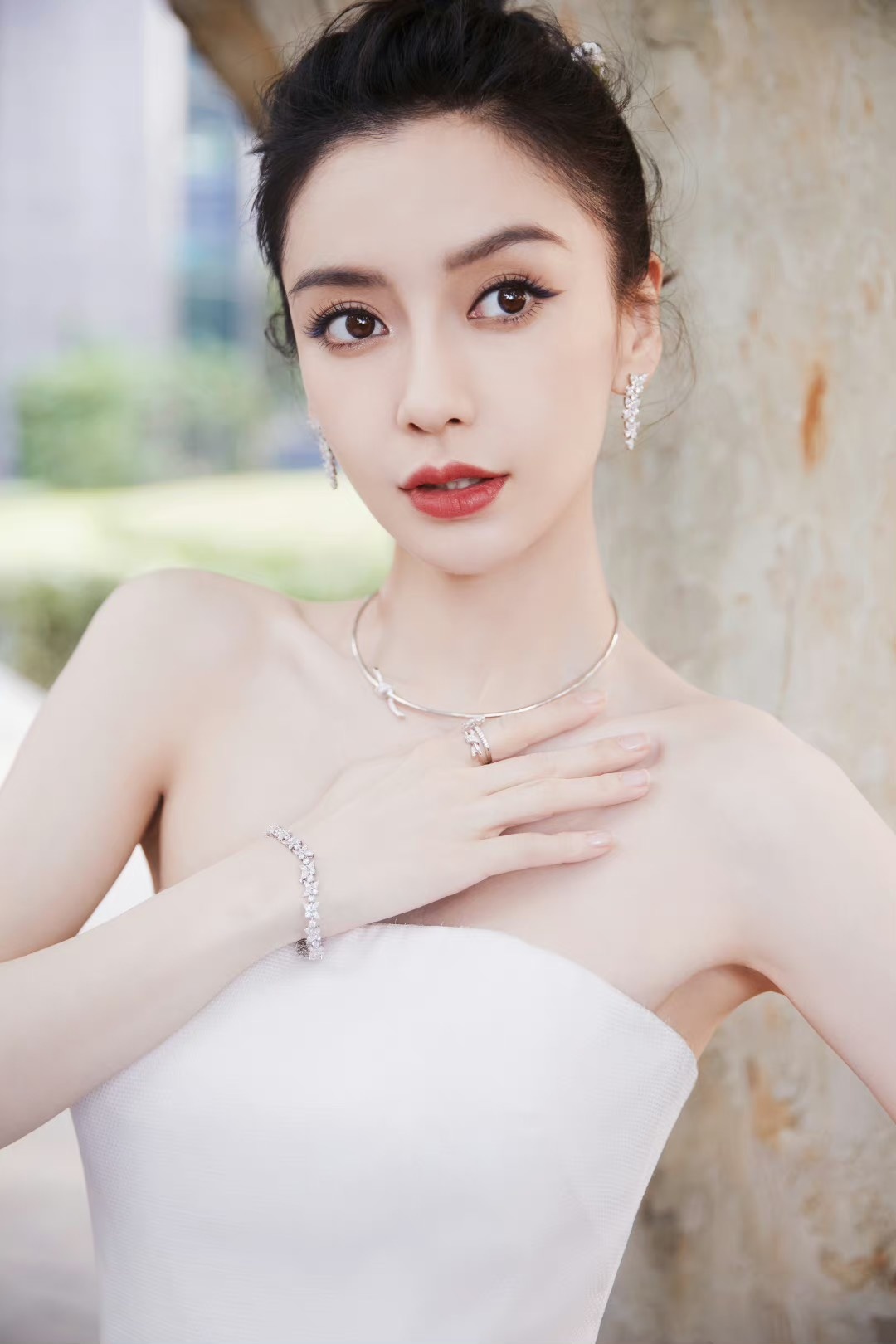 Angelababy tai san anh 3