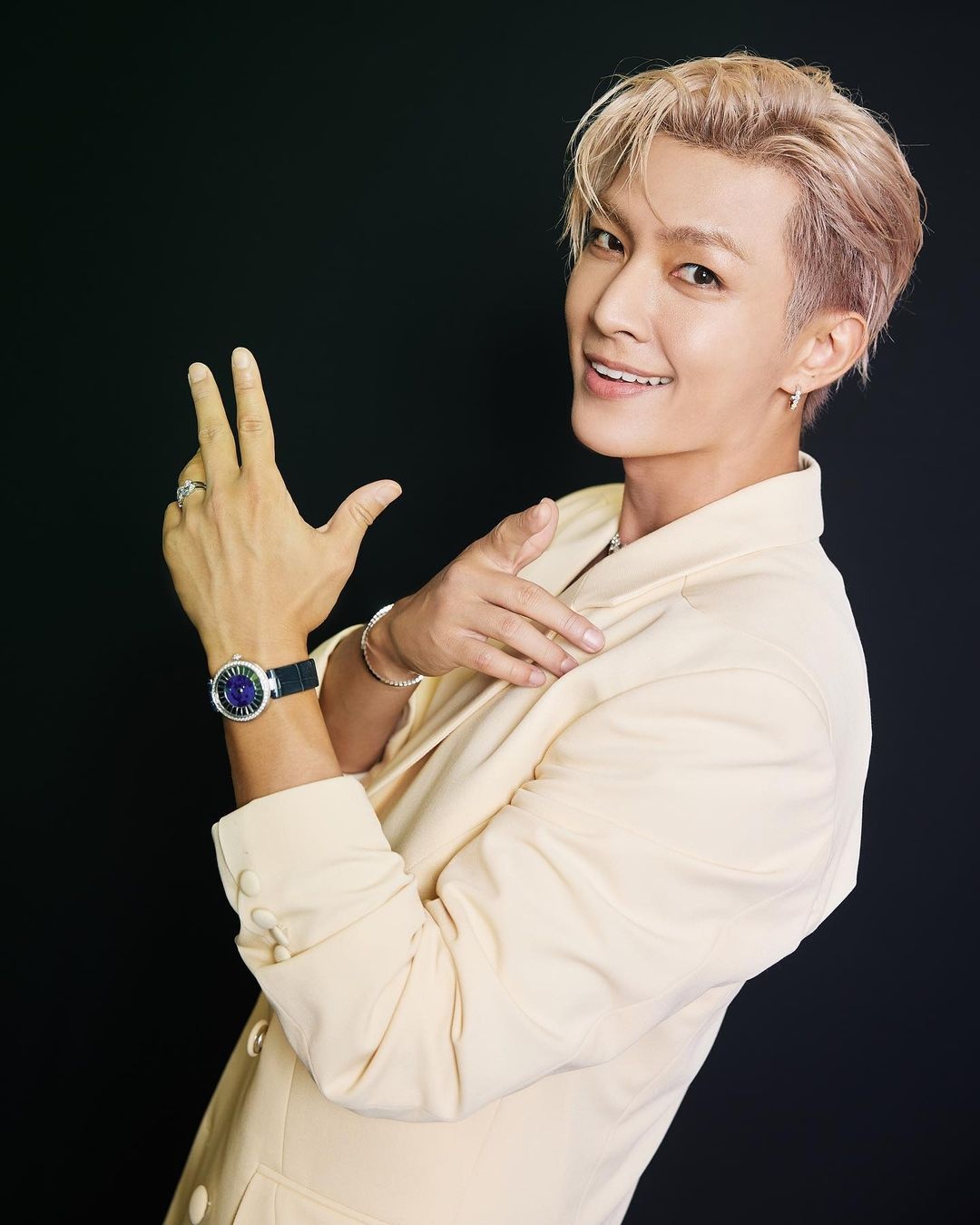 Viem A Luan be boi anh 10