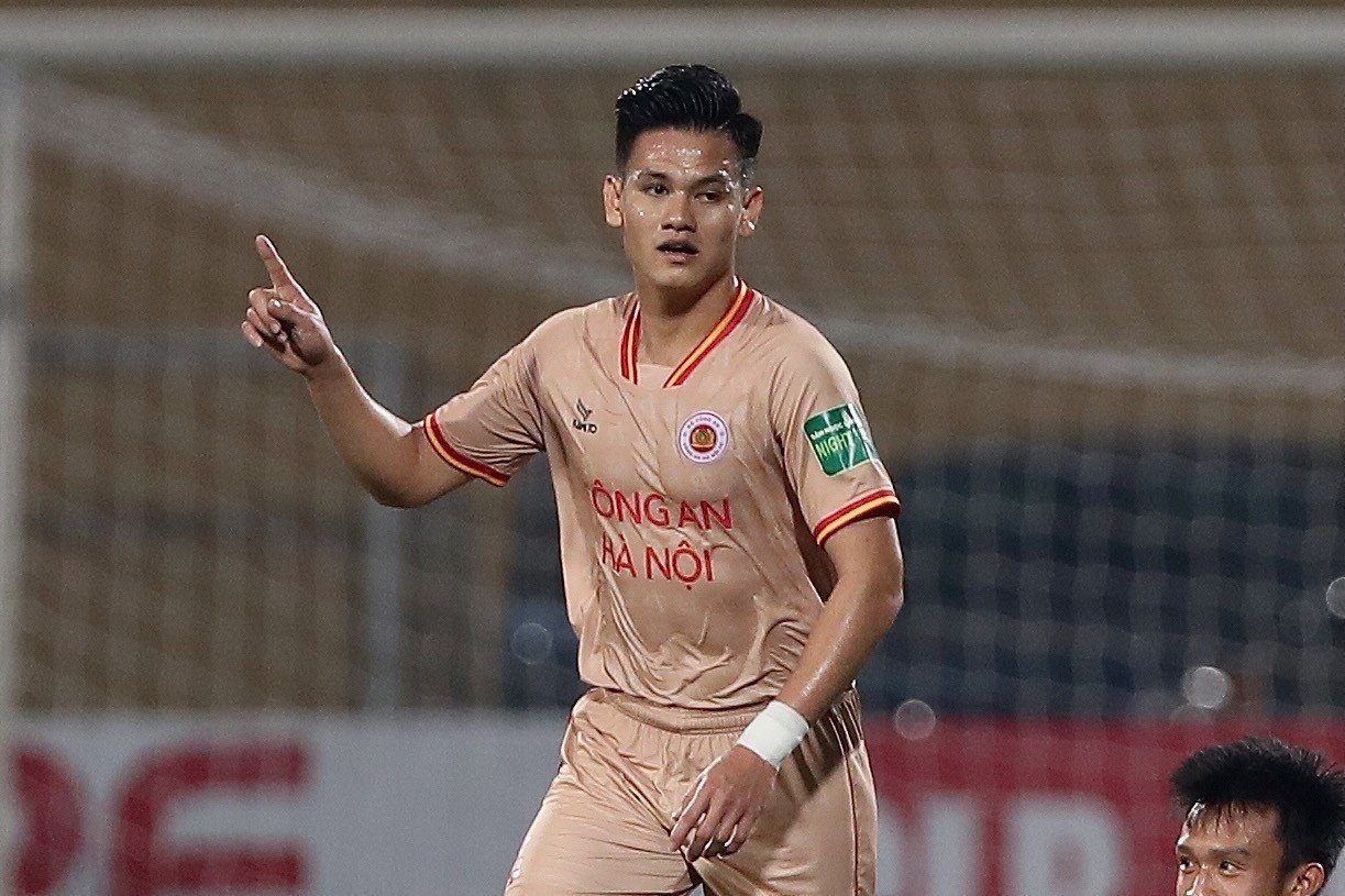 HLV CLB Nam Dinh: CAHN co hai canh qua manh hinh anh