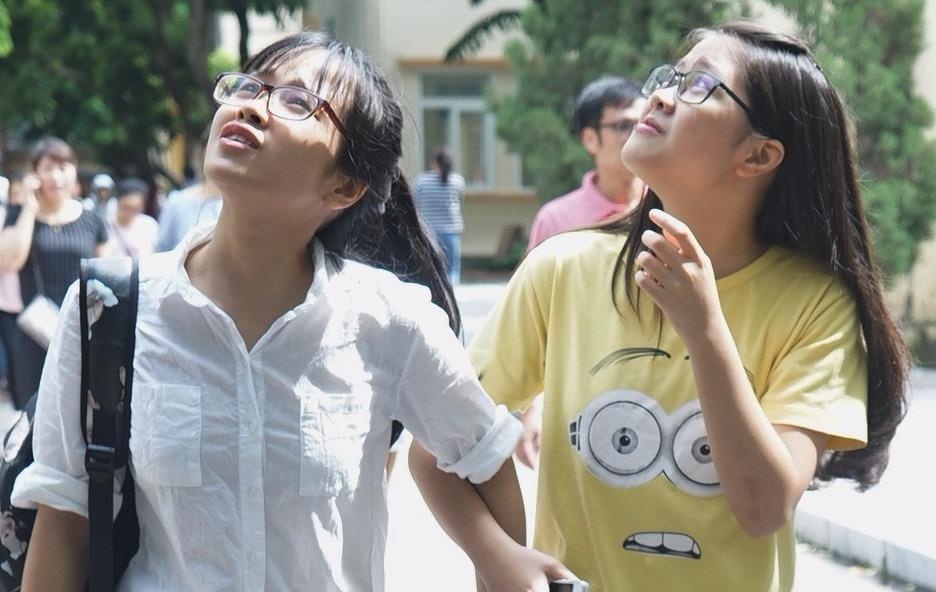 Vi sao mua dong Ha Noi nong ky luc trong 10 nam qua? hinh anh