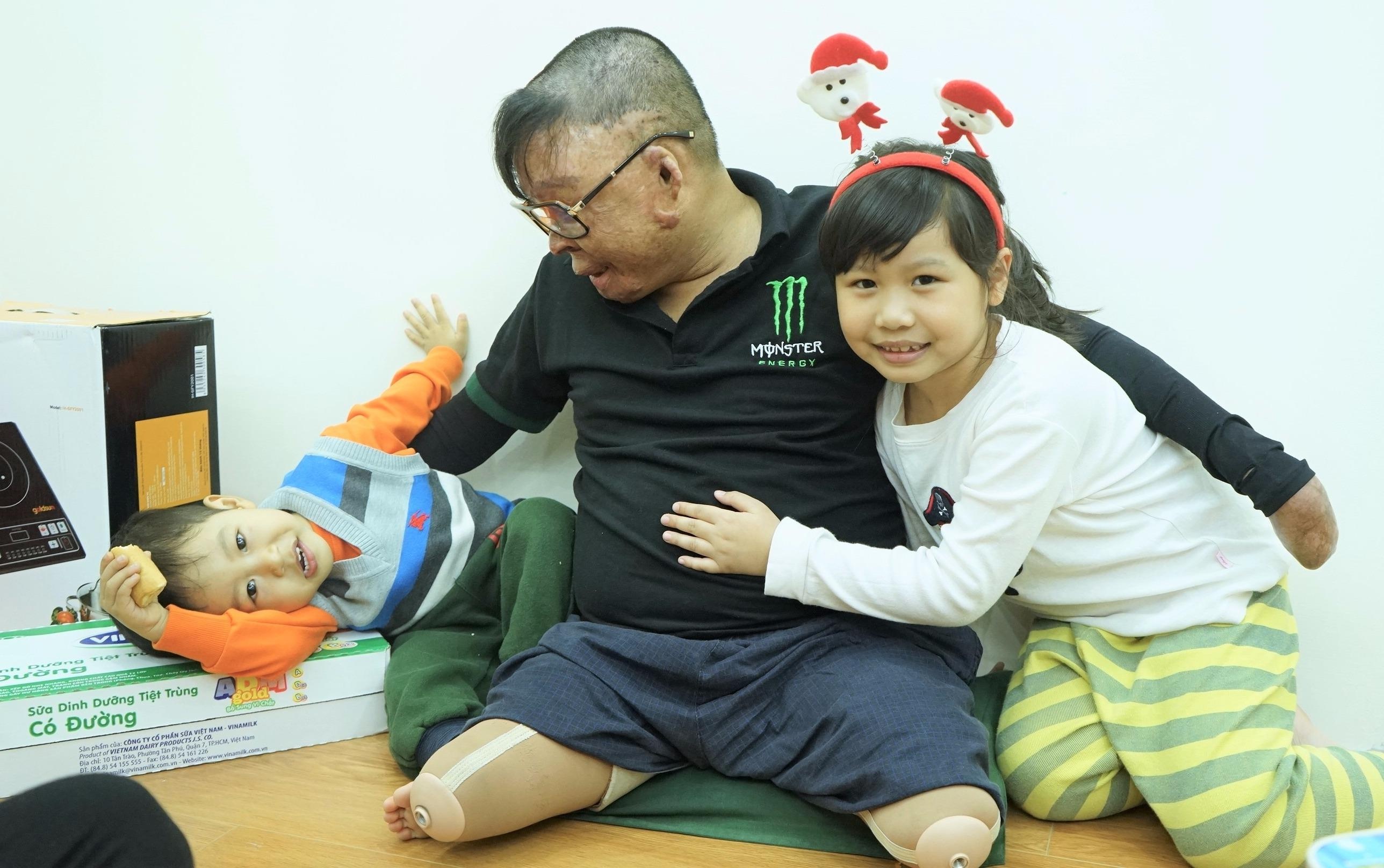 Mong uoc binh lang cua chien si song sot vu truc thang roi hinh anh