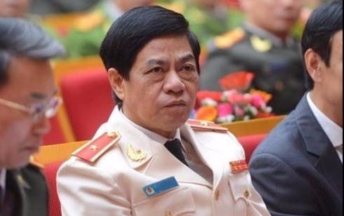 Cong an Ha Noi ra quan gianh lai via he tren toan thanh pho hinh anh