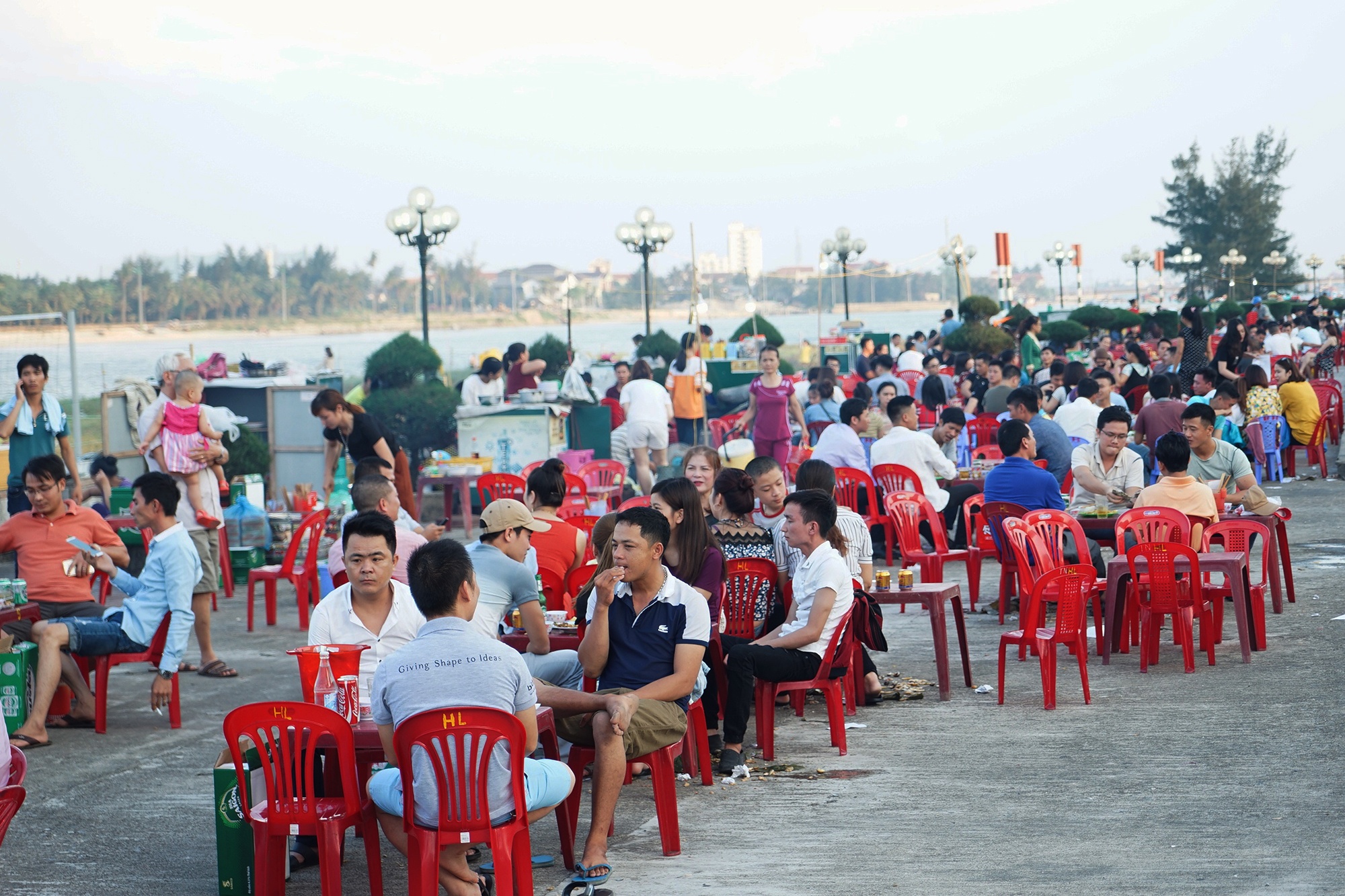 du lịch biển Quảng Bình hồi sinh ảnh 6 du lich bien Quang Binh hoi sinh anh 6