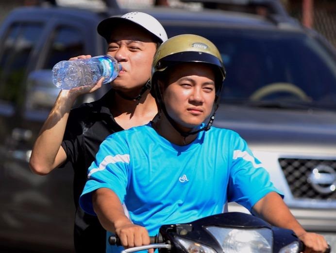 Thoi tiet dau tuan: Mien Trung nong 37 do C hinh anh