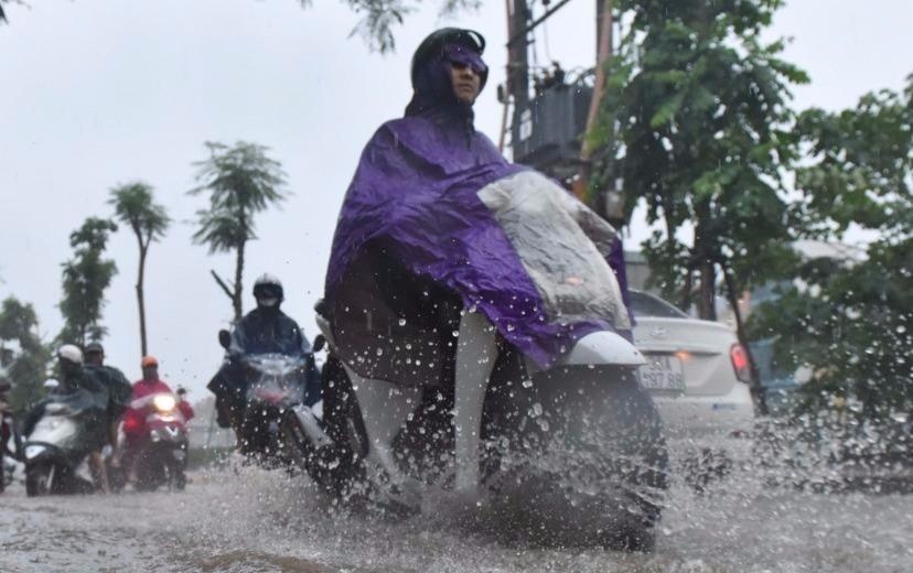 Mien Bac mua dong dien rong 3 ngay truoc khi chuyen nang nong hinh anh