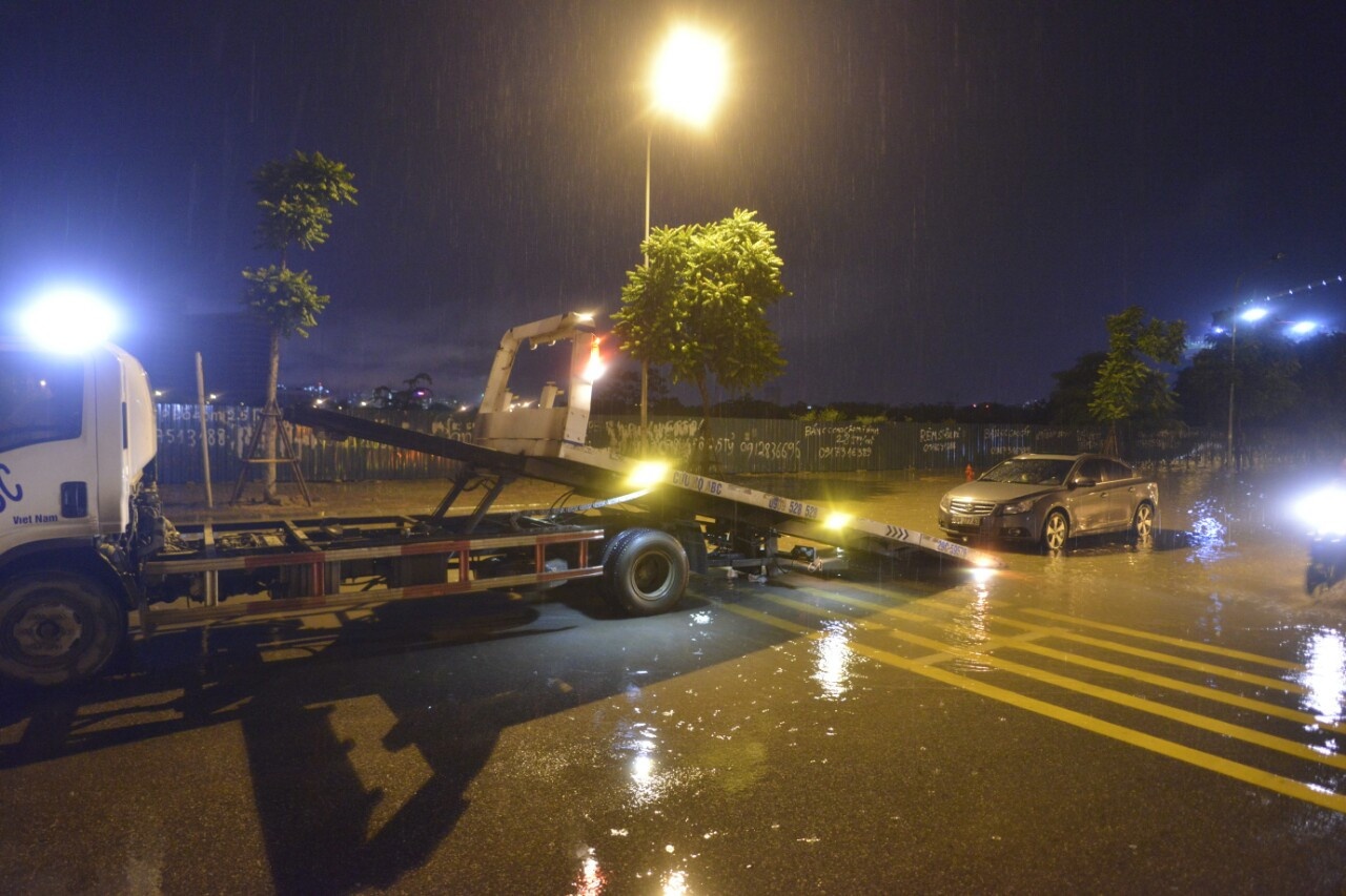 Ha Noi ngap nang vi mua lon anh 8