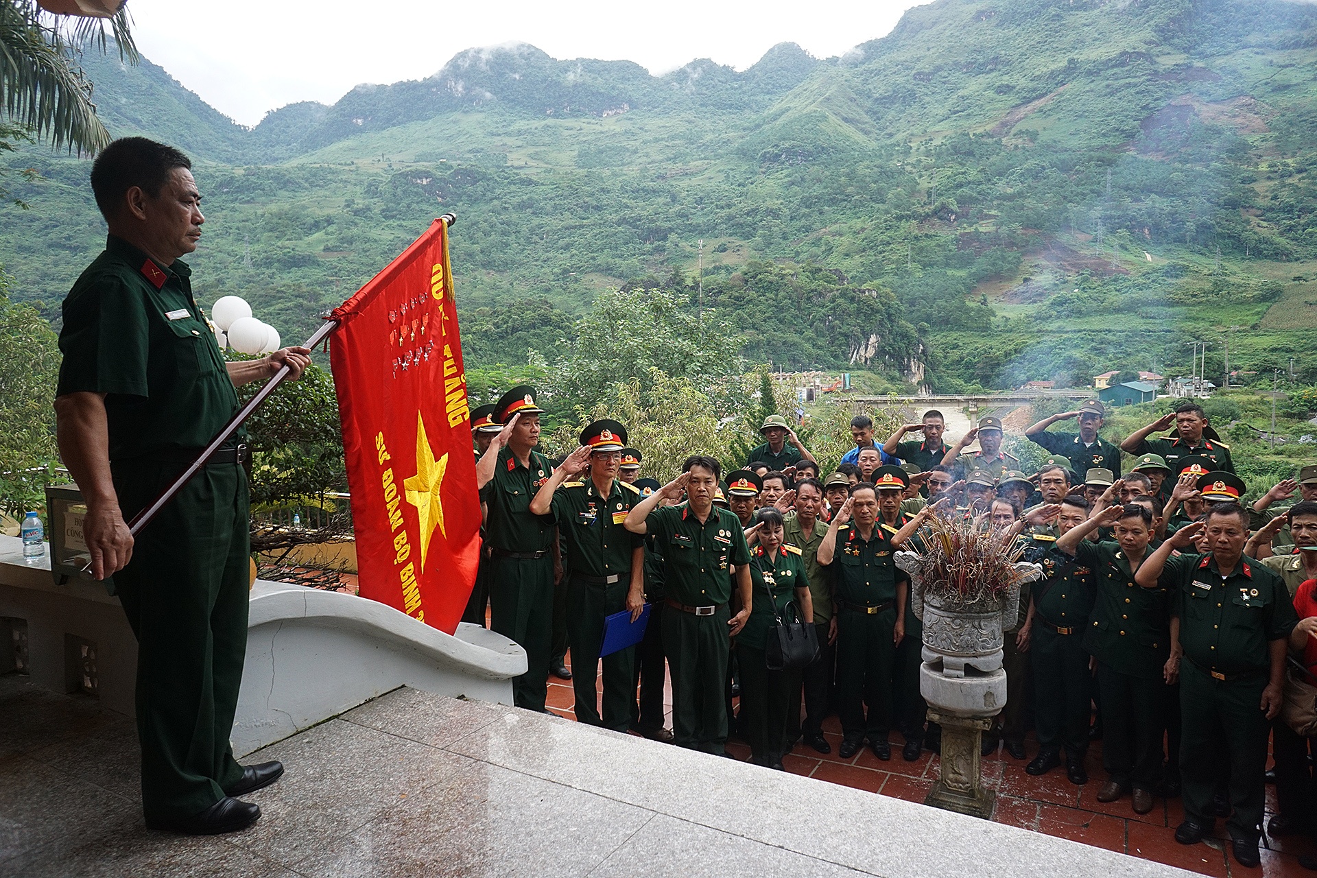 Tim tu si bang mui tu khi anh 1
