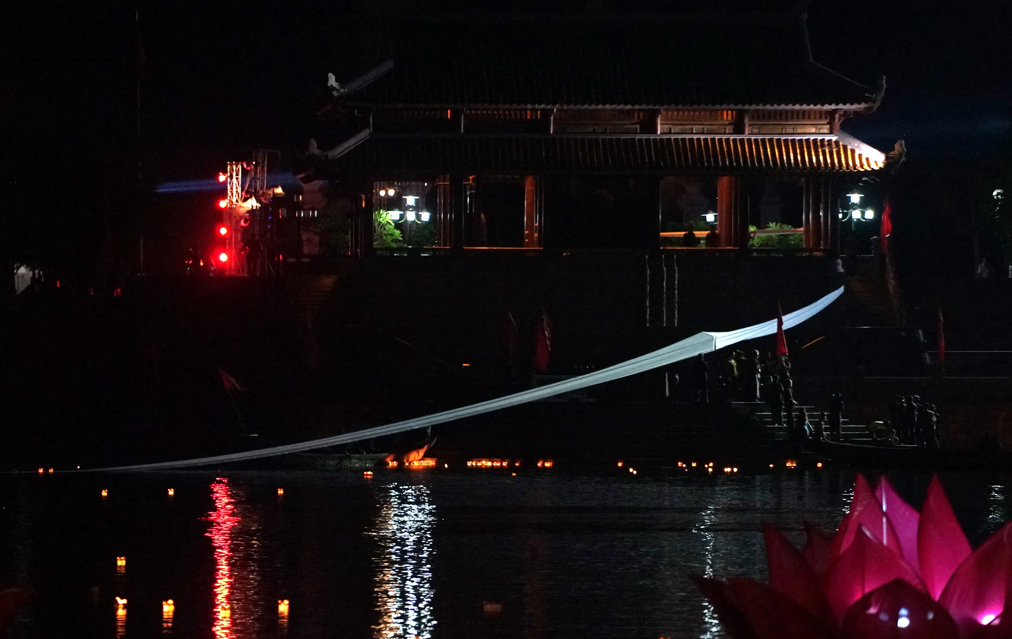 tha hoa dang tri an liet si anh 4