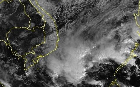 Ap thap nhiet doi lech xuong phia nam khi vao Bien Dong hinh anh