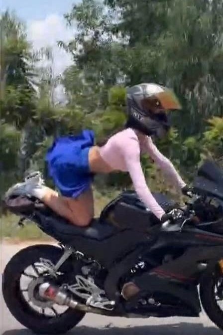 Du kh&aacute;ch Nga ảnh 1