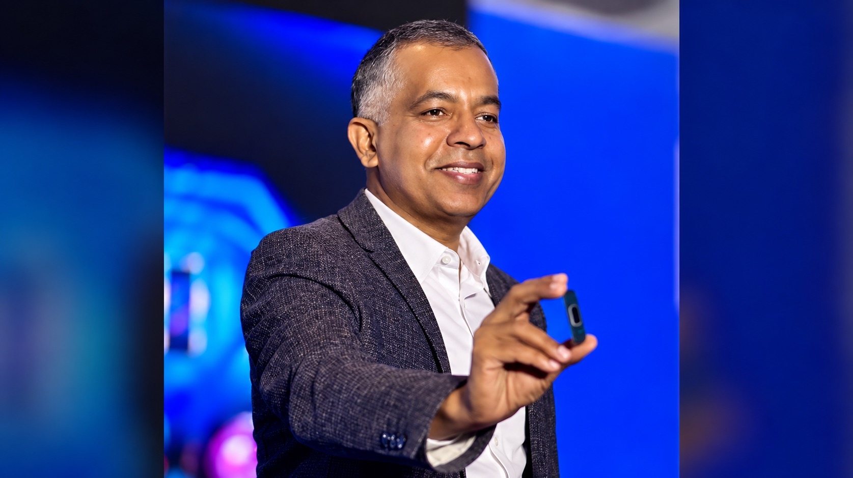 CEO Intel,  người trẻ,  AI,  PC,  chip,  sếp,  email ảnh 5
