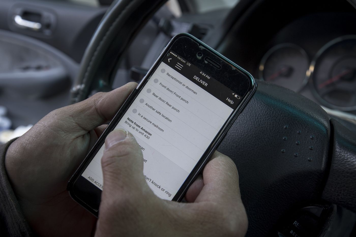 Am muu danh don hang cua tai xe anh 2