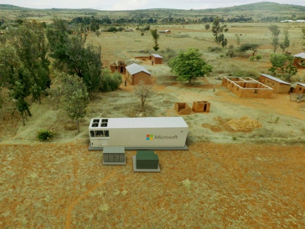 Microsoft ra mat Data Center dang container, cho vung heo lanh hinh anh