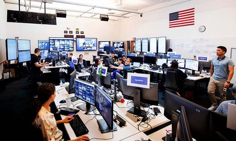 Binh luan phan biet chung toc tren Facebook anh 2