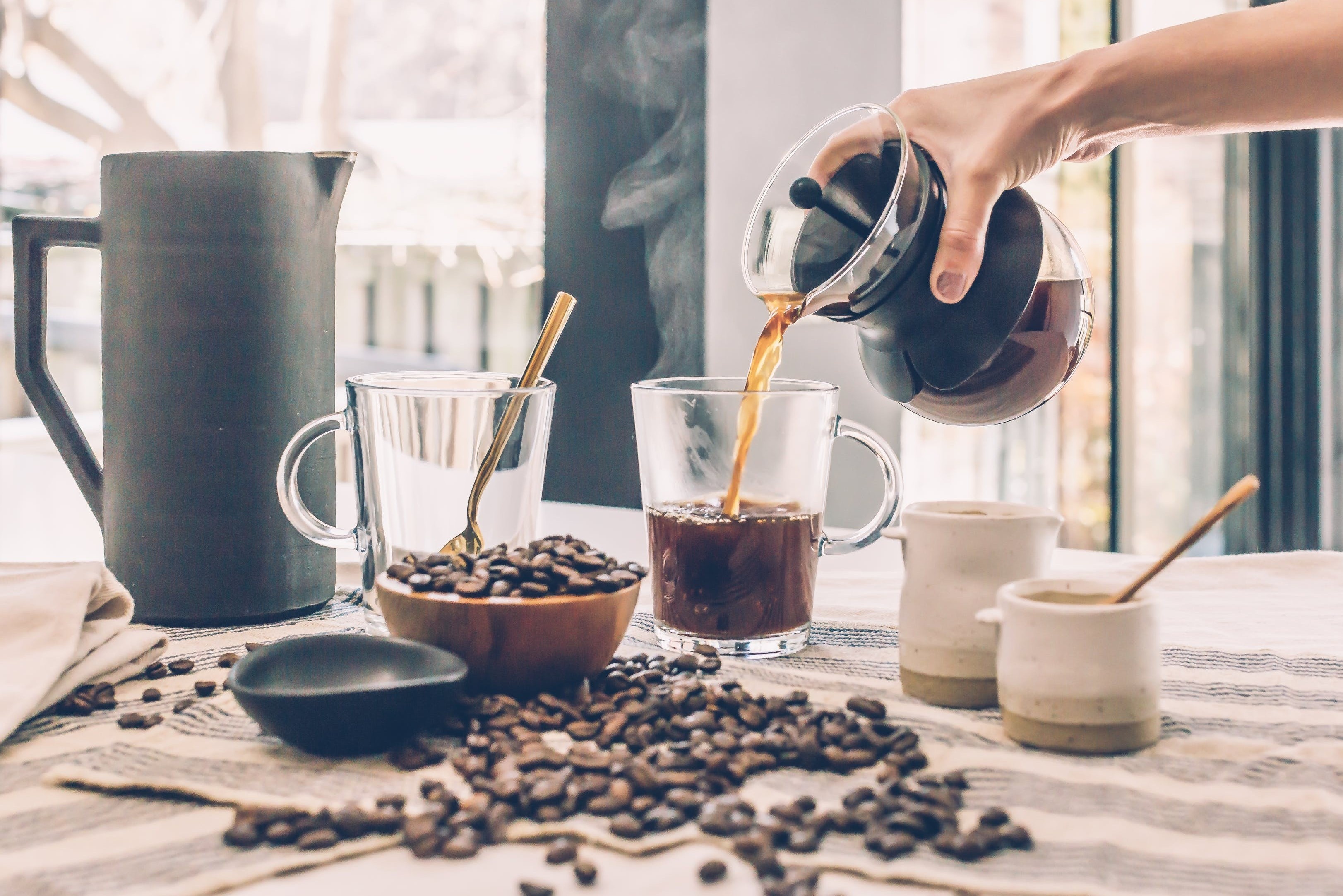 Ham ca phe bang lo vi song gay hai den suc khoe hinh anh