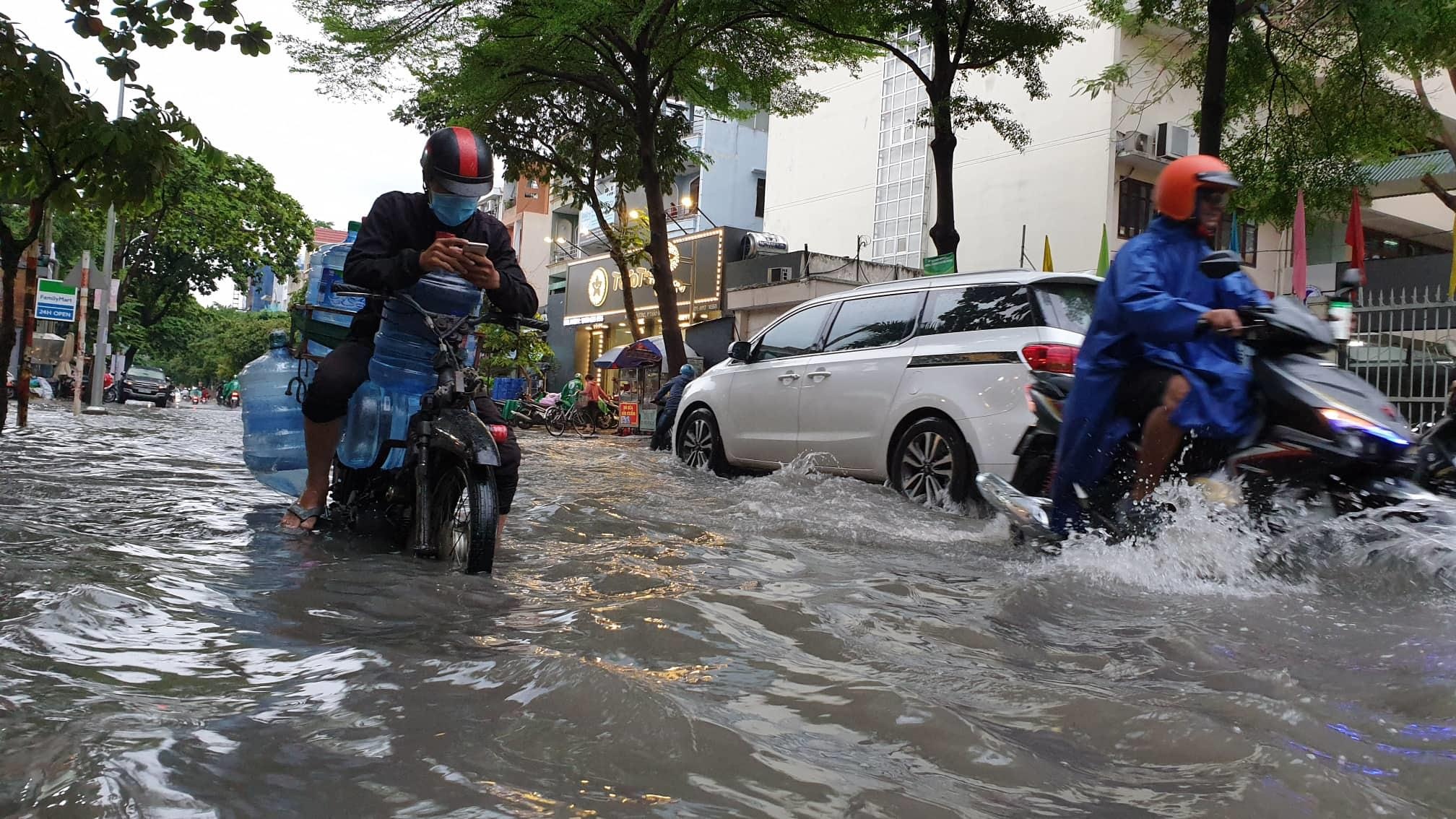 Mua lon o Sai Gon anh 1