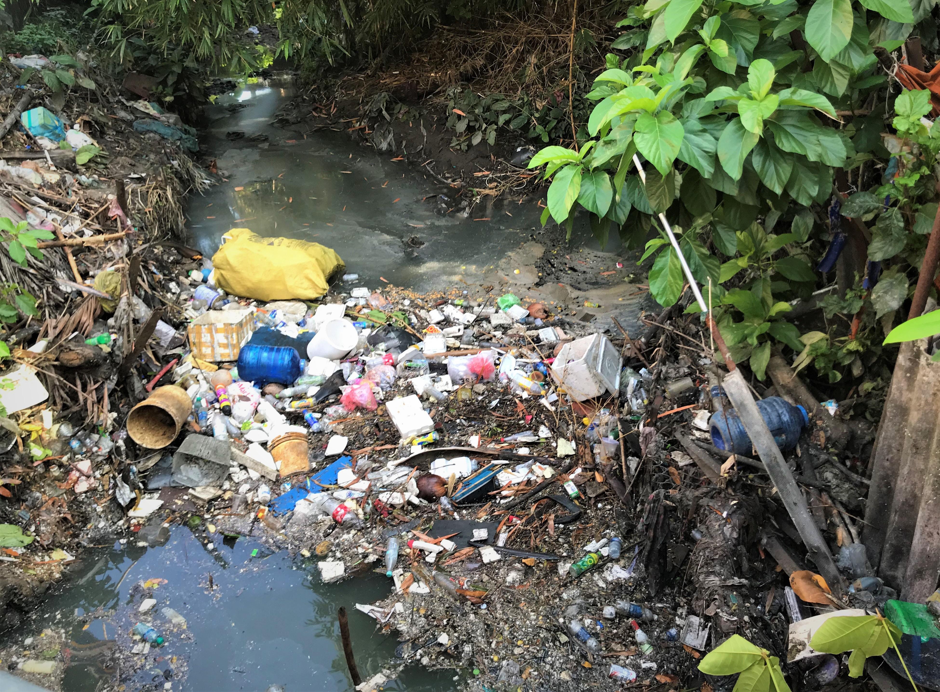 chong ngap san bay Tan Son Nhat anh 2