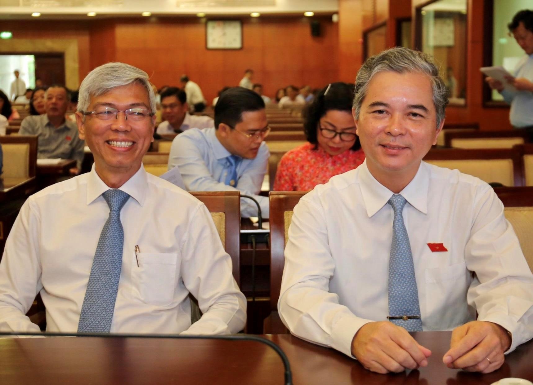 Hai tan pho chu tich UBND TP.HCM duoc giao cac van de nong hinh anh