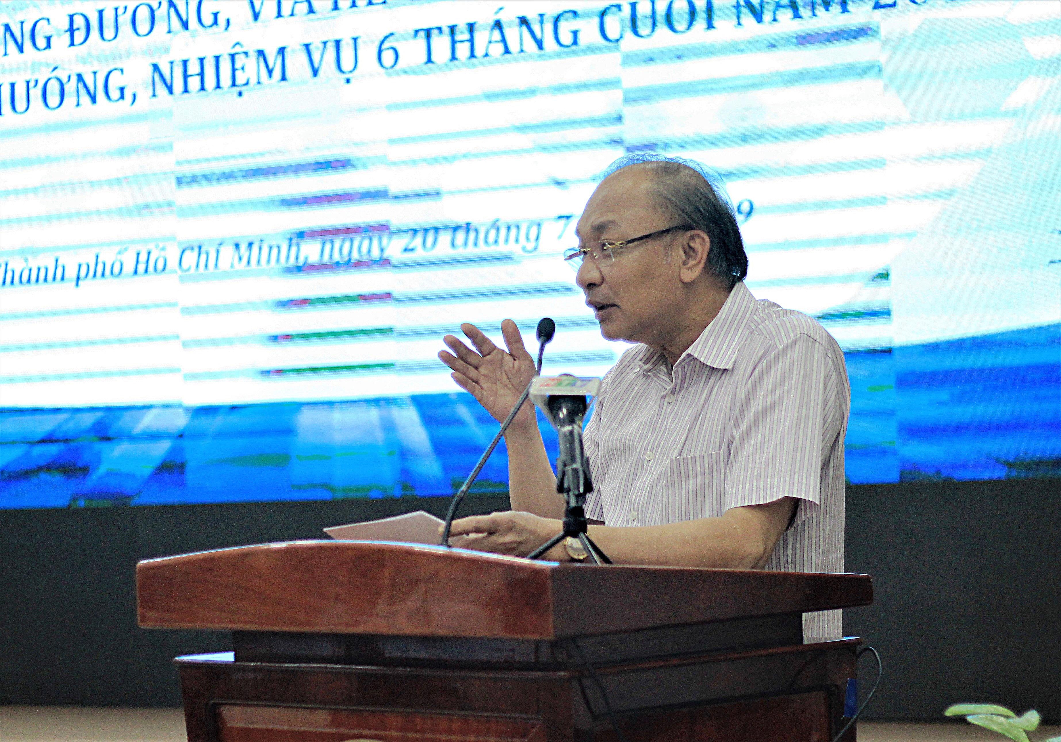 un tac giao thong TP.HCM anh 1