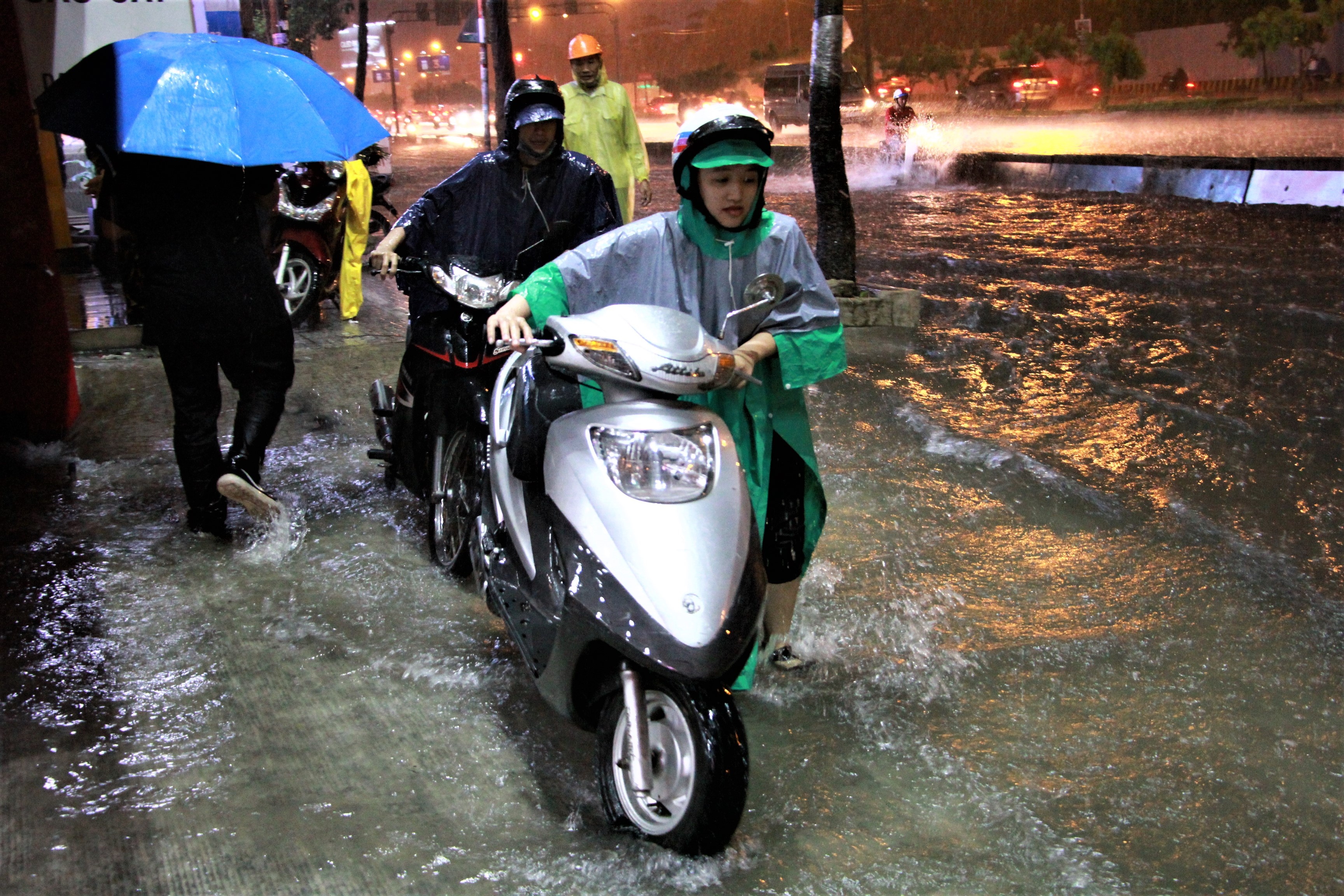 ngap duong Nguyen Huu Canh anh 2