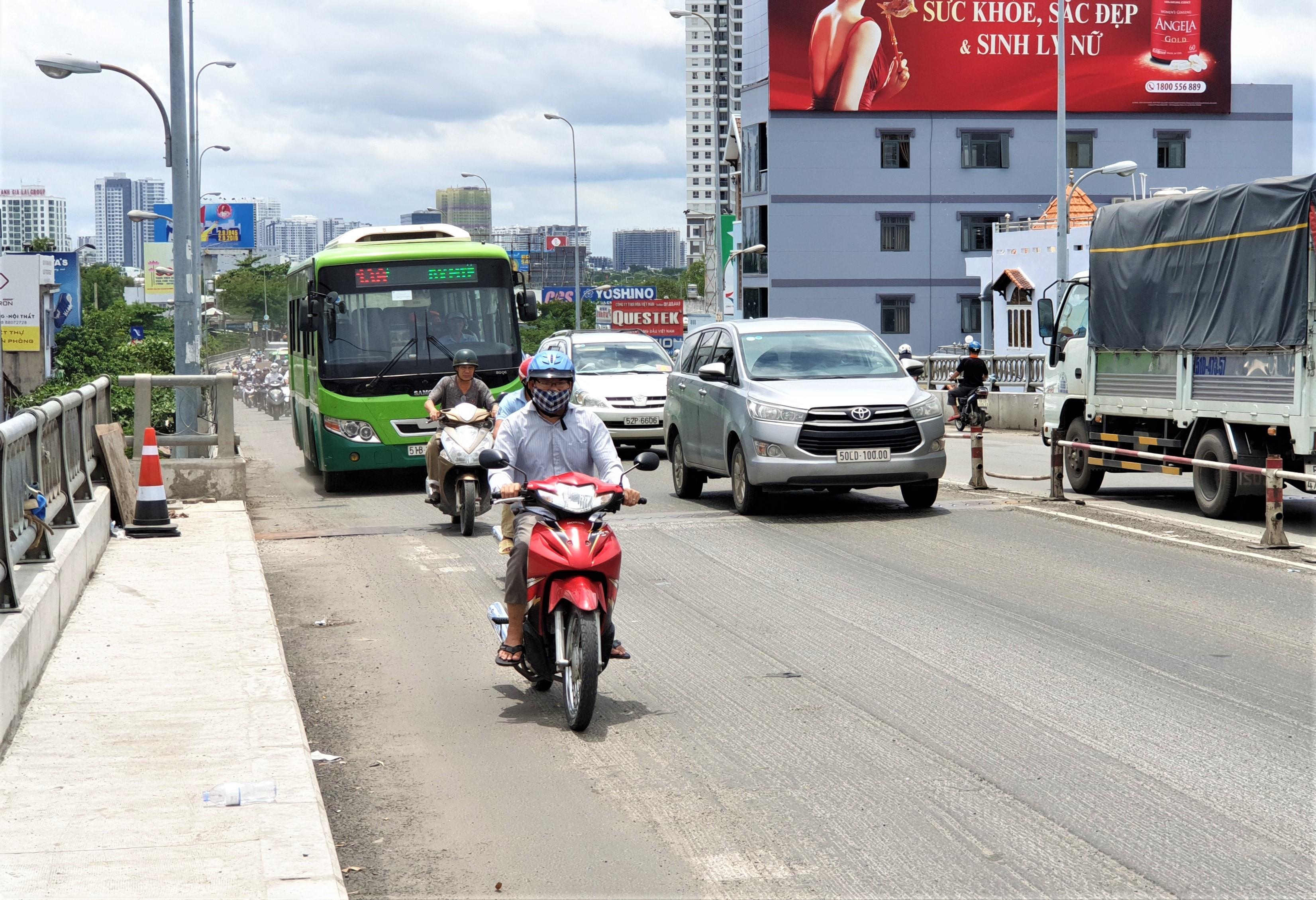 Mo rong cau Kenh Te co het canh ket xe khu Nam Sai Gon? hinh anh