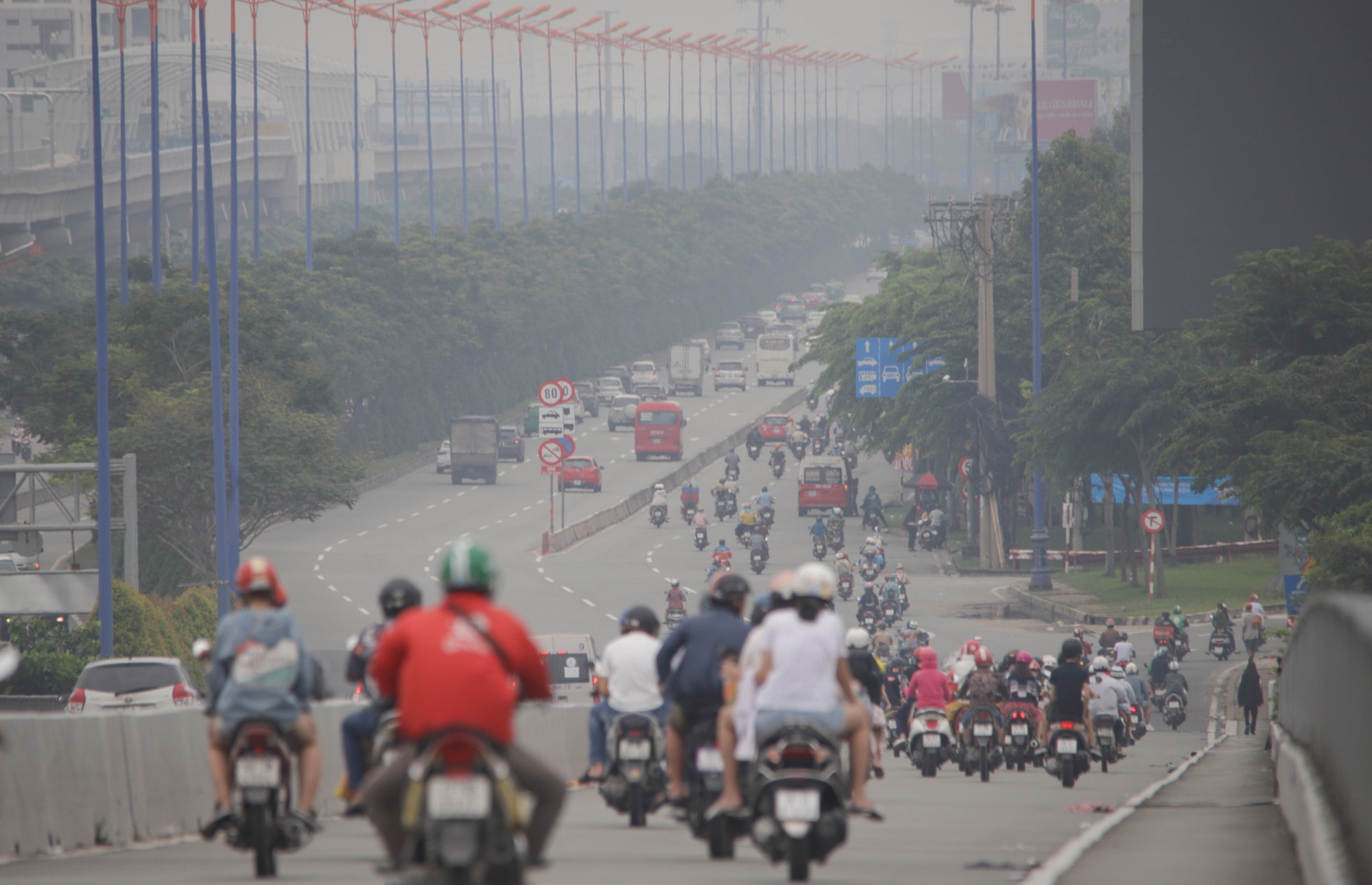 ô nhiễm không khí TP.HCM ảnh 1 o nhiem khong khi TP.HCM anh 1