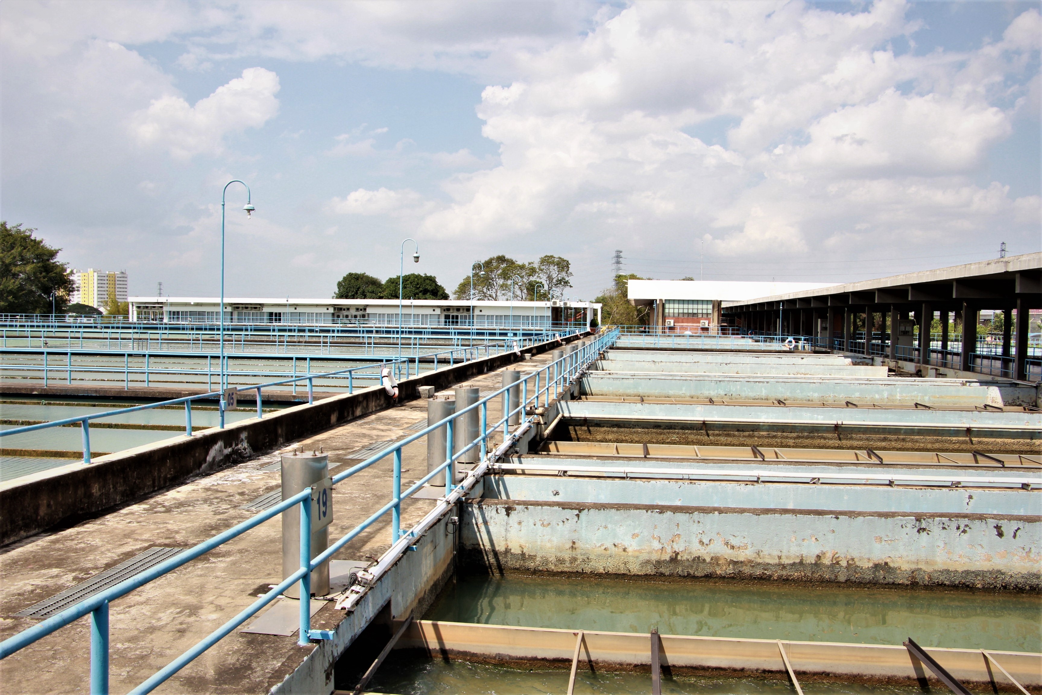 tang gia nuoc sach TP.HCM anh 1