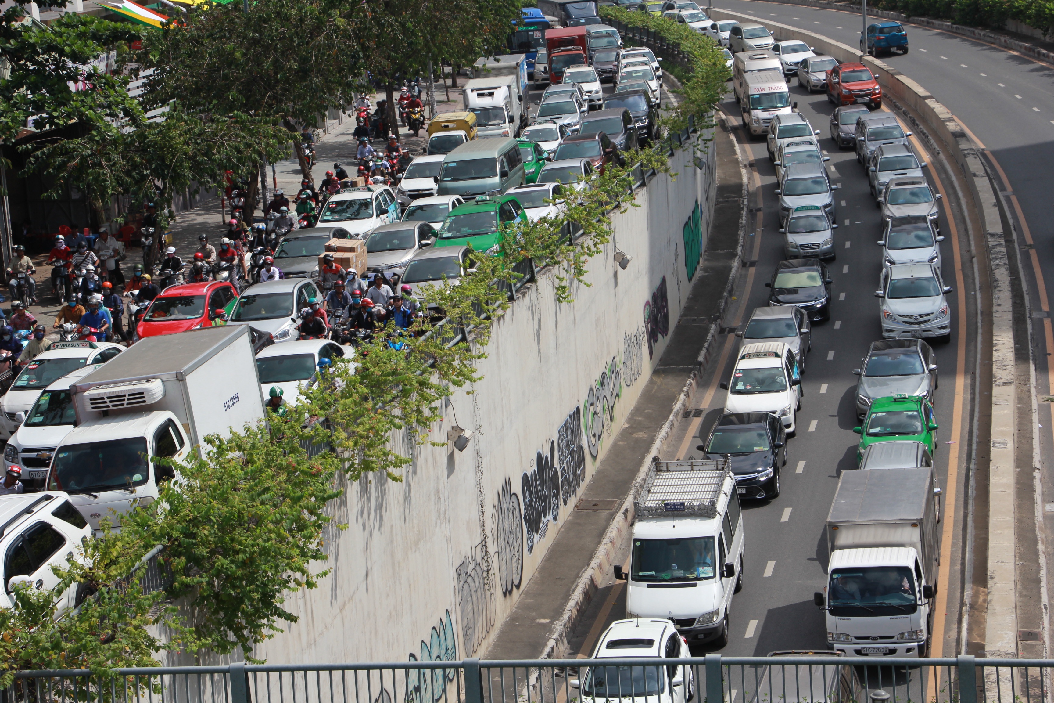 nang cap duong Nguyen Huu Canh chong ngap anh 2
