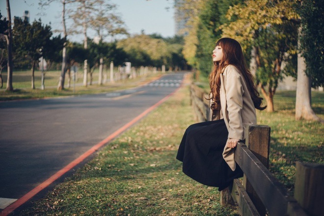 Hen nhau mot nu cuoi hinh anh