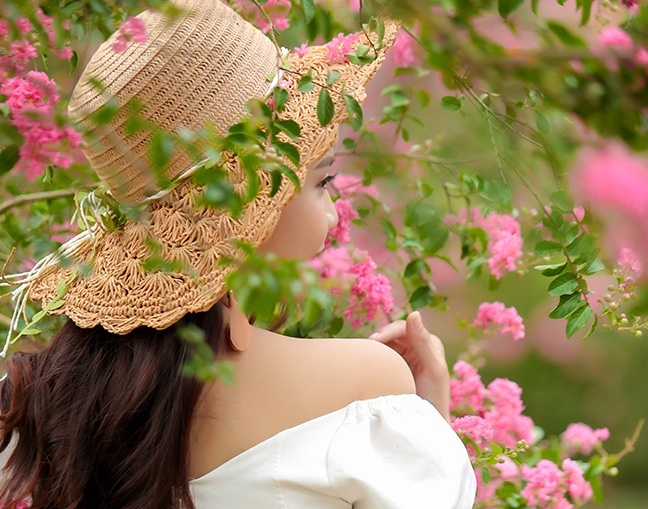 Cho anh, nu hoa con thiep ngu hinh anh