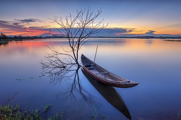 Dong song ngung chay hinh anh