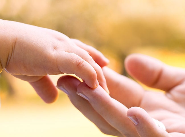 Bup be oi, dung khoc! hinh anh