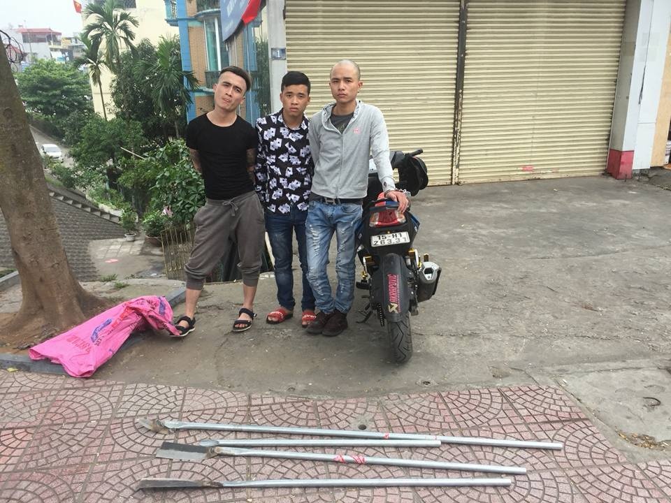 quat nga doi tuong cam hung khi anh 1