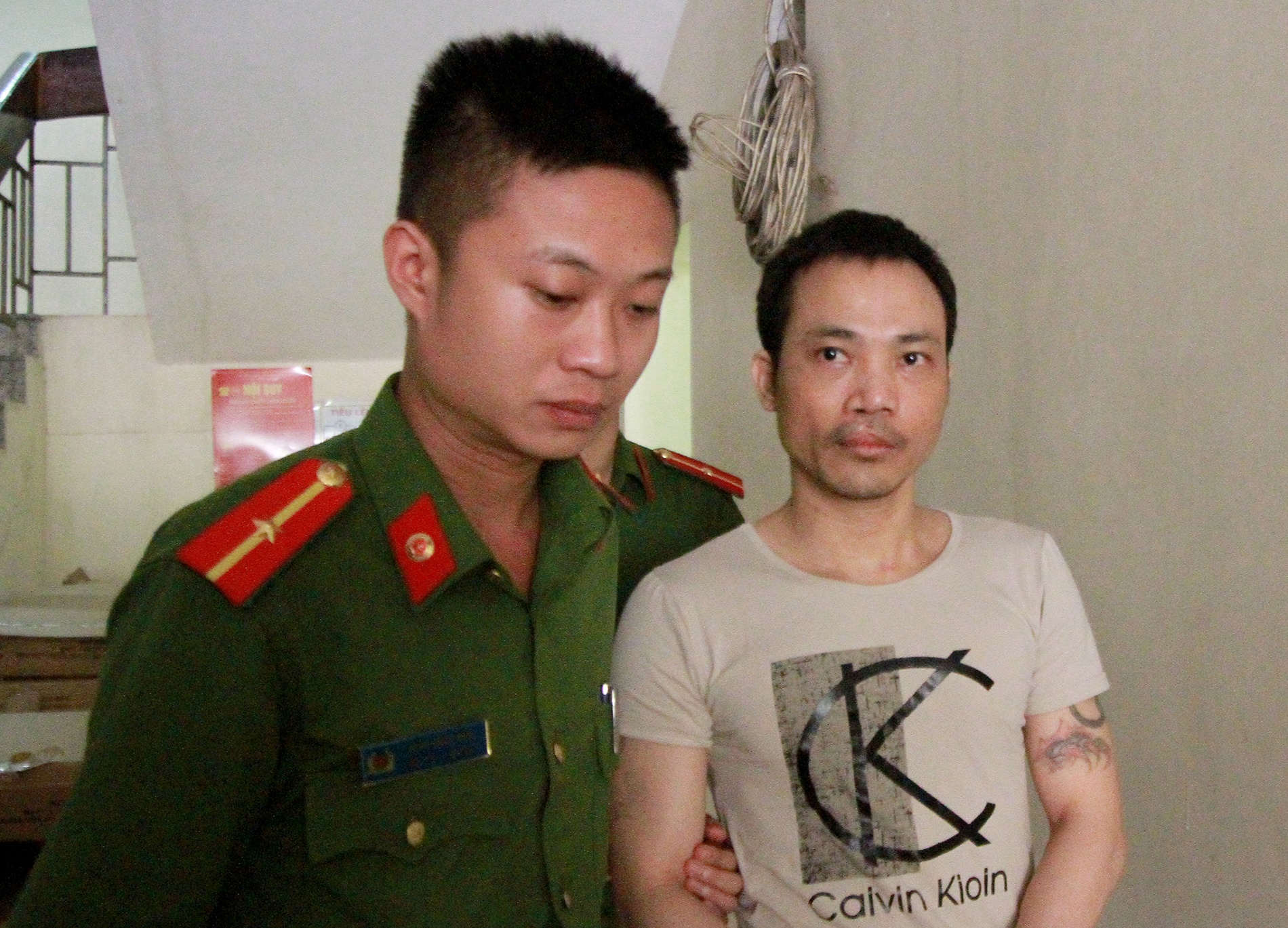 Tu tu vuot nguc anh 2