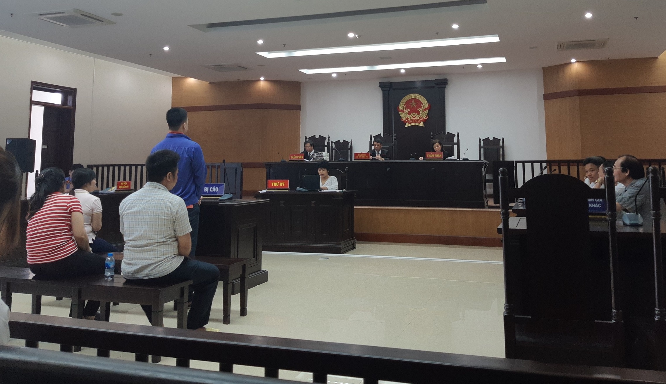 Dâm ô bé gái ảnh 1 Dam o be gai anh 1